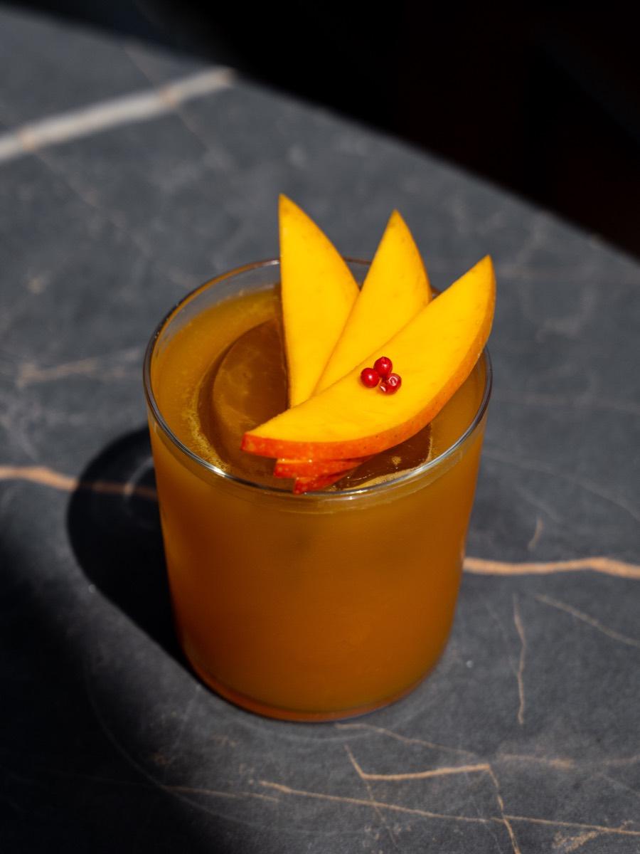 COCKTAIL BAR